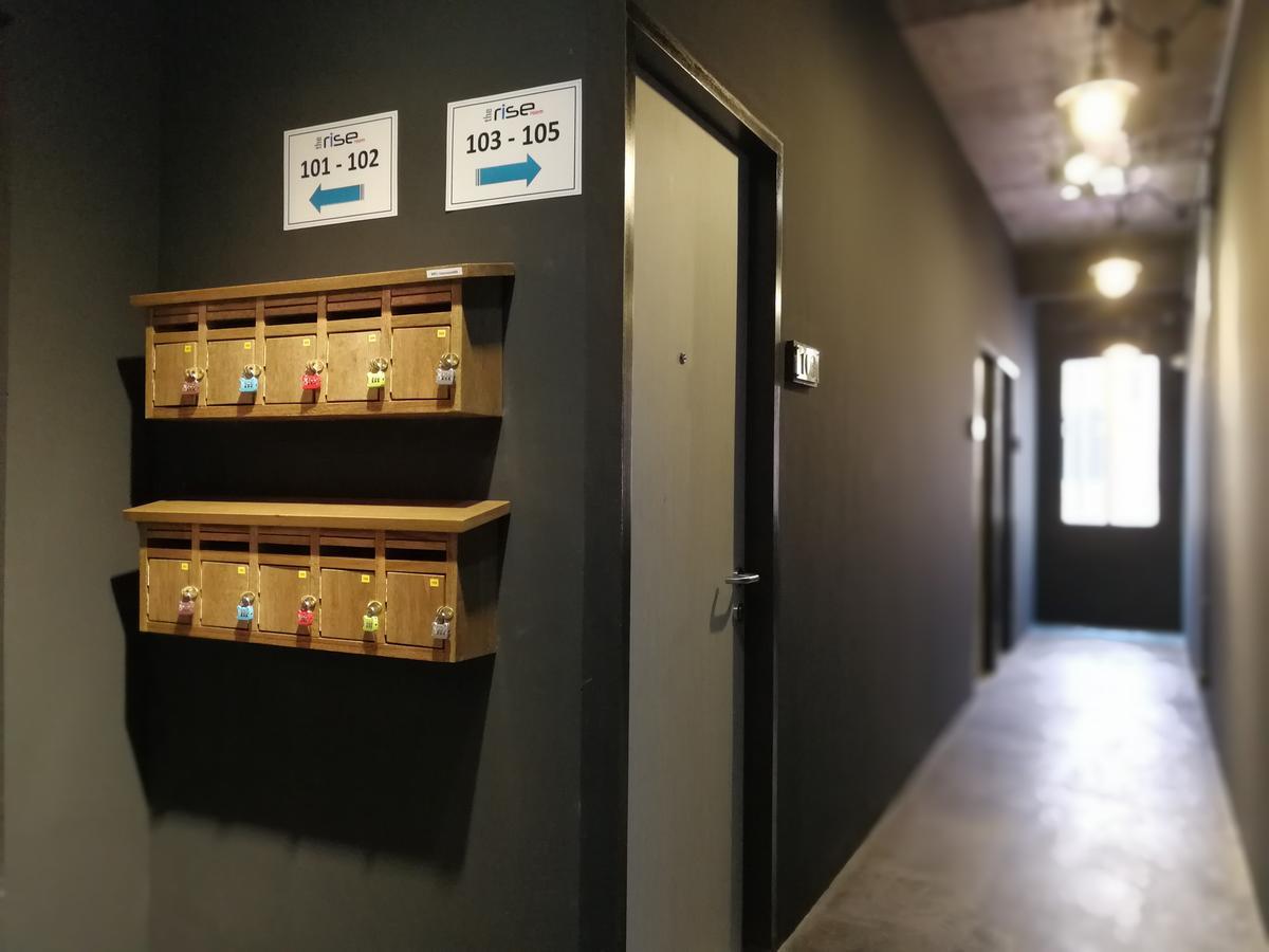 The Rise Room Kuala Terengganu Eksteriør bilde Mailboxes in a typical apartment building