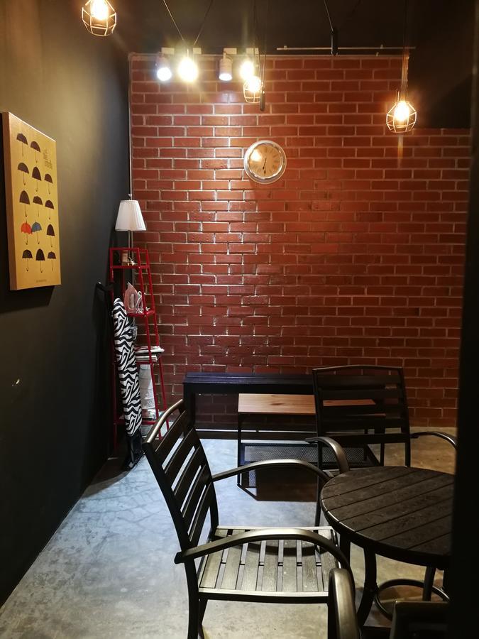 The Rise Room Kuala Terengganu Eksteriør bilde The interior of the restaurant